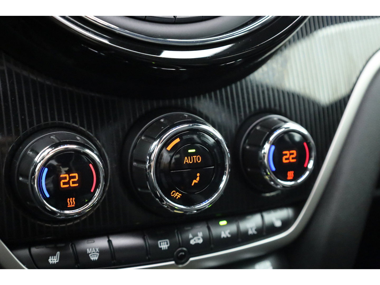 MINI Countryman 1.5 Cooper S E ALL4 | JCW Trim | Pano | SOH 92% | H&K Audio | Camera | Stoelverw. | Keyless | CarPlay | Cruise Ctrl | LED