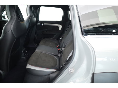 MINI Countryman 1.5 Cooper S E ALL4 | JCW Trim | Pano | SOH 92% | H&K Audio | Camera | Stoelverw. | Keyless | CarPlay | Cruise Ctrl | LED