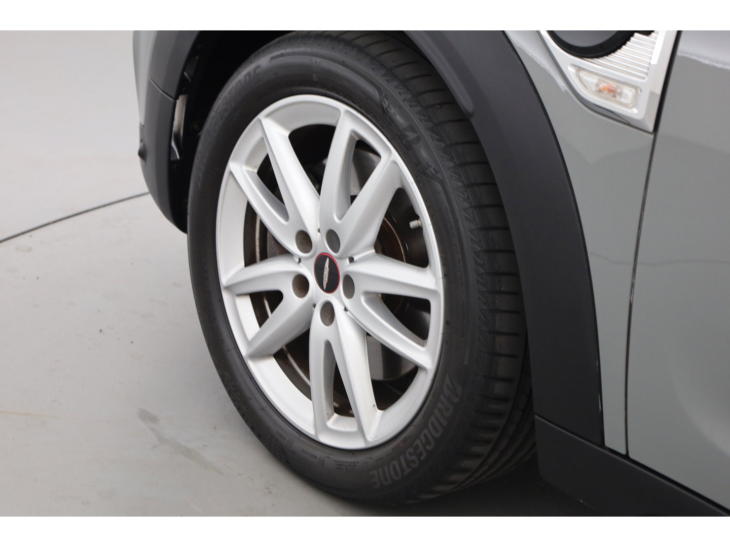 MINI Countryman 1.5 Cooper S E ALL4 | JCW Trim | Pano | SOH 92% | H&K Audio | Camera | Stoelverw. | Keyless | CarPlay | Cruise Ctrl | LED