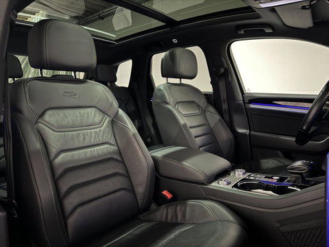Volkswagen Touareg 3.0 TSi eHybrid 4MOTION R-Line Pano Lapiz Blue