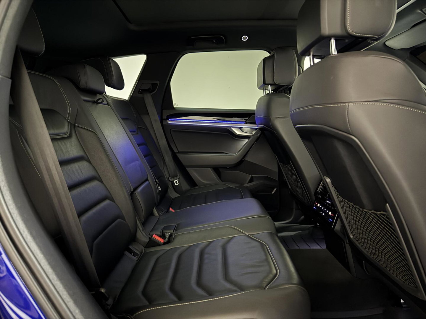 Volkswagen Touareg 3.0 TSi eHybrid 4MOTION R-Line Pano Lapiz Blue