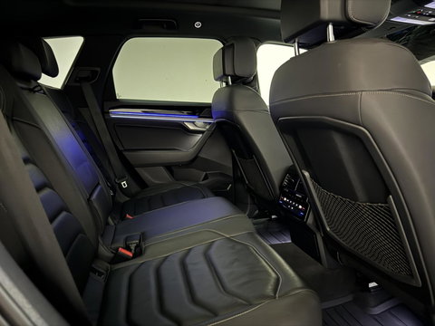 Volkswagen Touareg 3.0 TSi eHybrid 4MOTION R-Line Pano Lapiz Blue