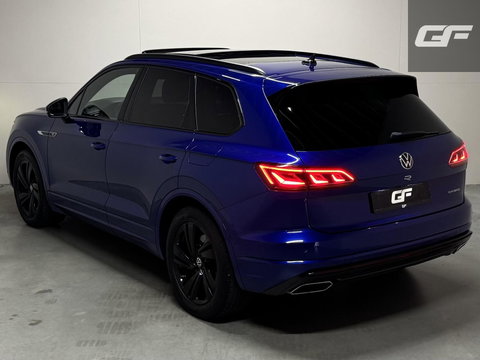 Volkswagen Touareg 3.0 TSi eHybrid 4MOTION R-Line Pano Lapiz Blue