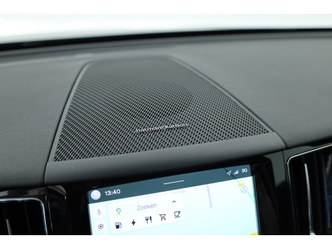 Volvo XC60 2.0 T6 Plug-in hybrid AWD Plus Dark | RIJKLAAR!! |  SOH 98% | Pano | Leder | Trekhaak | Adapt. Cruise | Stoel- Stuurverw. | 360cam | Memory | Harman Kardon