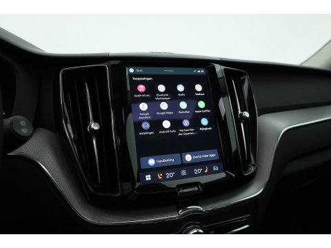 Volvo XC60 2.0 T6 Plug-in hybrid AWD Plus Dark | RIJKLAAR!! |  SOH 98% | Pano | Leder | Trekhaak | Adapt. Cruise | Stoel- Stuurverw. | 360cam | Memory | Harman Kardon