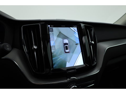 Volvo XC60 2.0 T6 Plug-in hybrid AWD Plus Dark | RIJKLAAR!! |  SOH 98% | Pano | Leder | Trekhaak | Adapt. Cruise | Stoel- Stuurverw. | 360cam | Memory | Harman Kardon