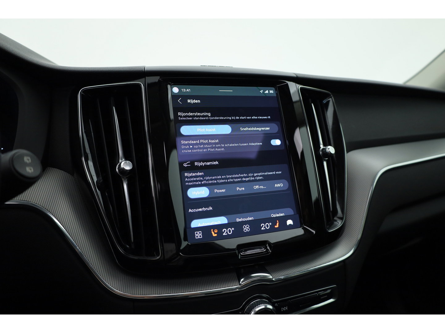 Volvo XC60 2.0 T6 Plug-in hybrid AWD Plus Dark | RIJKLAAR!! |  SOH 98% | Pano | Leder | Trekhaak | Adapt. Cruise | Stoel- Stuurverw. | 360cam | Memory | Harman Kardon