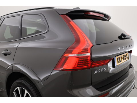 Volvo XC60 2.0 T6 Plug-in hybrid AWD Plus Dark | RIJKLAAR!! |  SOH 98% | Pano | Leder | Trekhaak | Adapt. Cruise | Stoel- Stuurverw. | 360cam | Memory | Harman Kardon