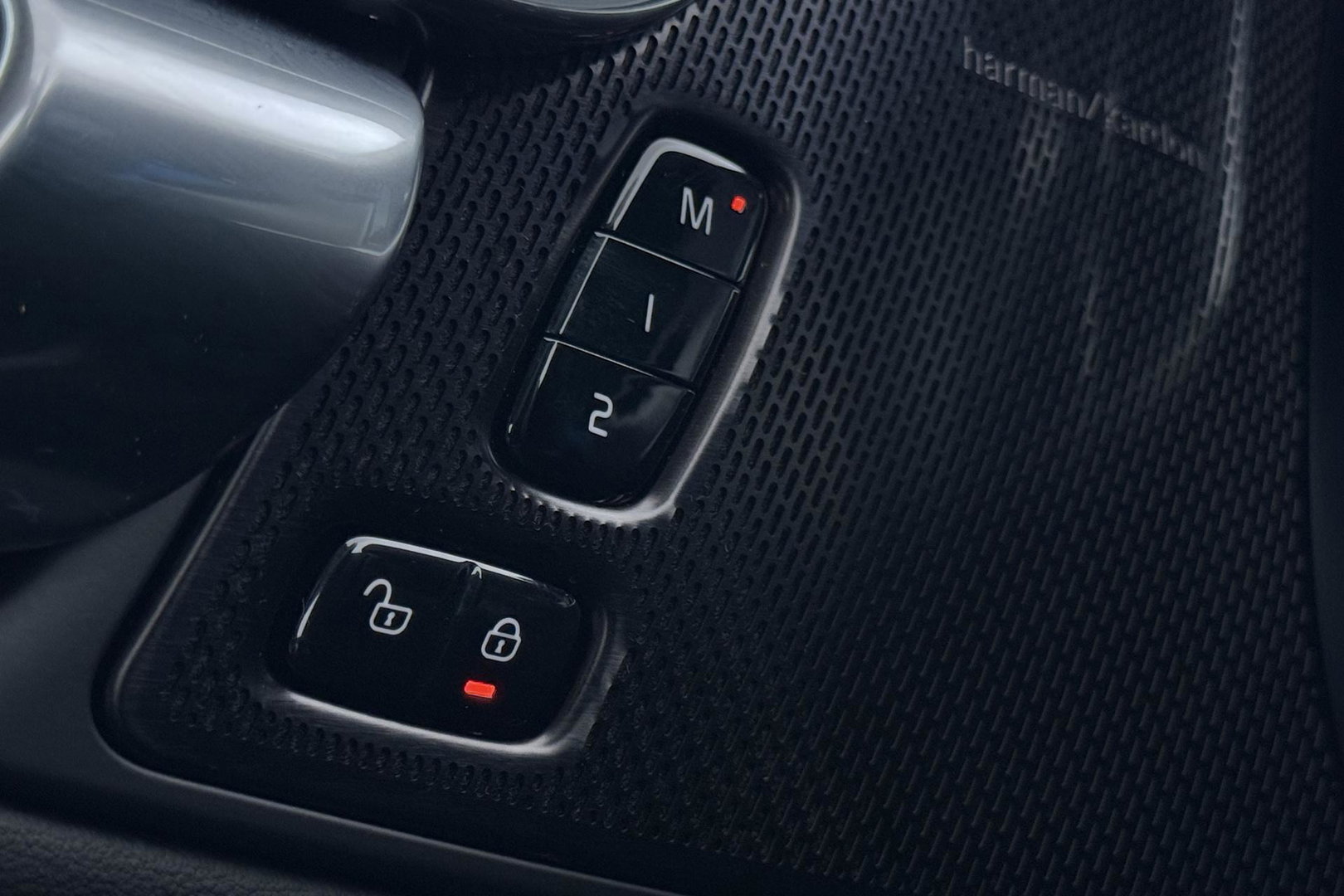 Volvo V90 T6 Plug-in hybrid Core Bright | ACC | Harman/Kardon | Camera | Memory | Stoel+Stuurverwarming | Keyless | Getint Glas