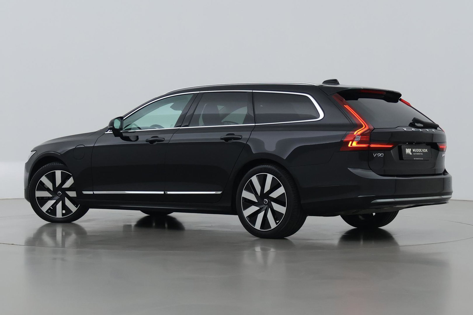 Volvo V90 T6 Plug-in hybrid Core Bright | ACC | Harman/Kardon | Camera | Memory | Stoel+Stuurverwarming | Keyless | Getint Glas