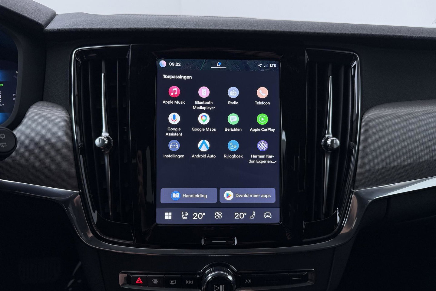 Volvo V90 T6 Plug-in hybrid Core Bright | ACC | Harman/Kardon | Camera | Memory | Stoel+Stuurverwarming | Keyless | Getint Glas