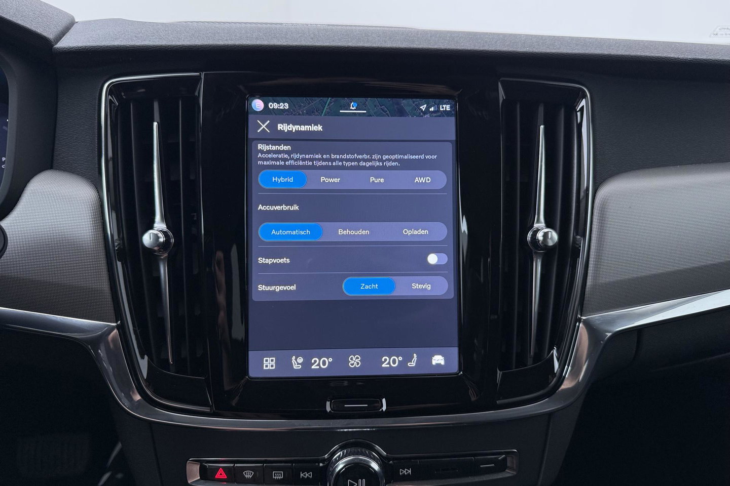Volvo V90 T6 Plug-in hybrid Core Bright | ACC | Harman/Kardon | Camera | Memory | Stoel+Stuurverwarming | Keyless | Getint Glas