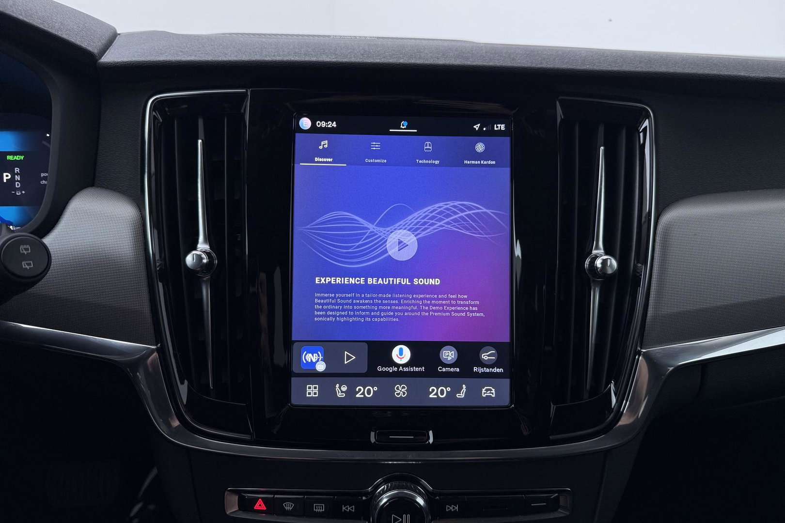 Volvo V90 T6 Plug-in hybrid Core Bright | ACC | Harman/Kardon | Camera | Memory | Stoel+Stuurverwarming | Keyless | Getint Glas