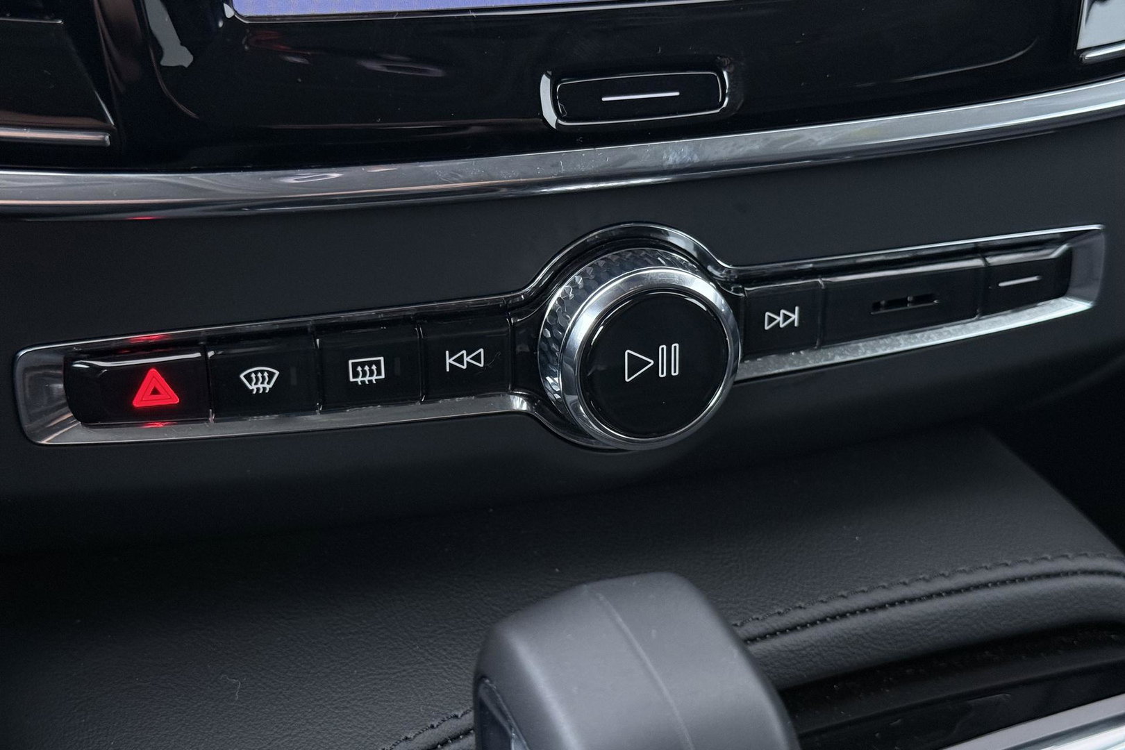 Volvo V90 T6 Plug-in hybrid Core Bright | ACC | Harman/Kardon | Camera | Memory | Stoel+Stuurverwarming | Keyless | Getint Glas