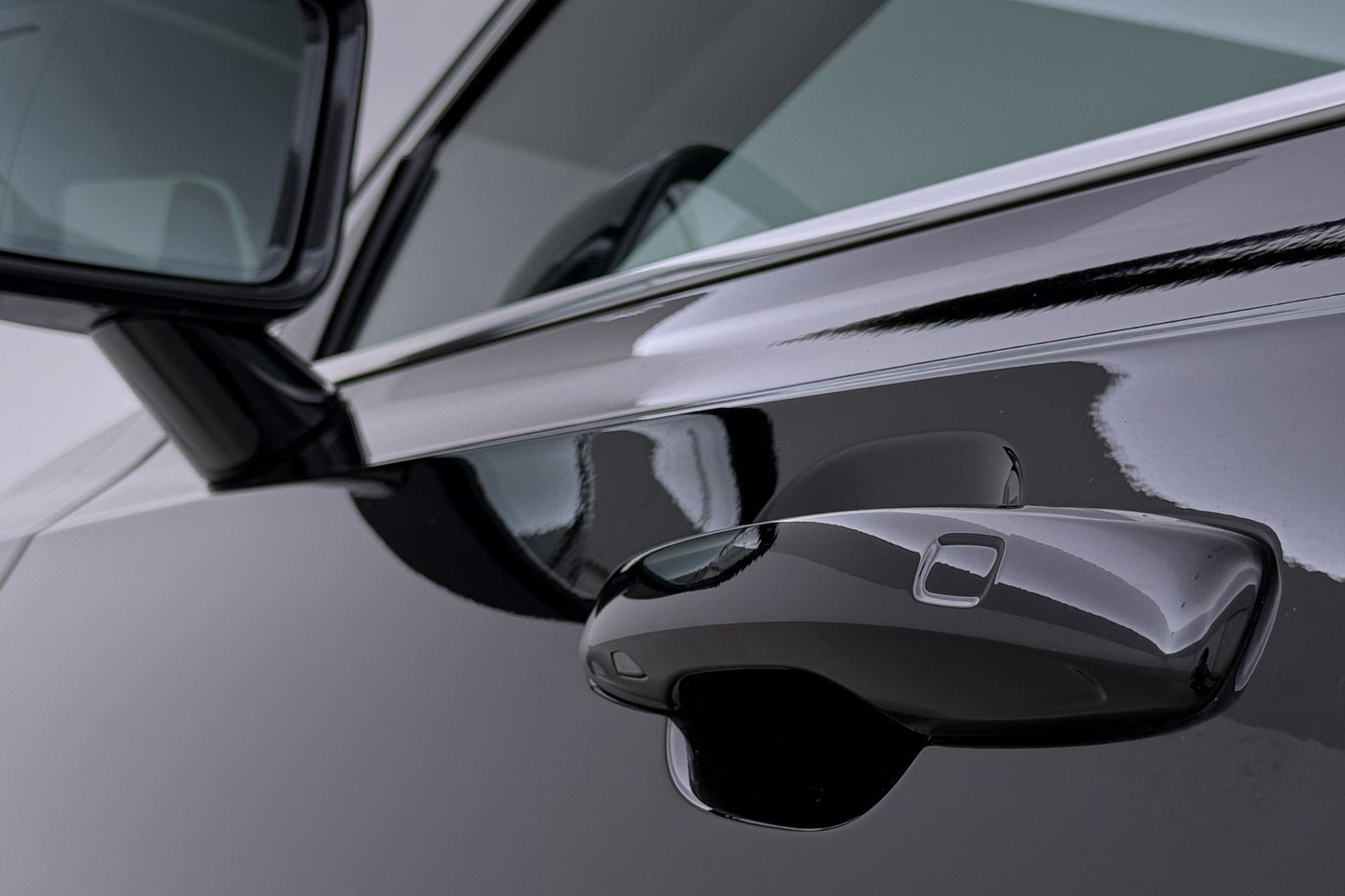 Volvo V90 T6 Plug-in hybrid Core Bright | ACC | Harman/Kardon | Camera | Memory | Stoel+Stuurverwarming | Keyless | Getint Glas