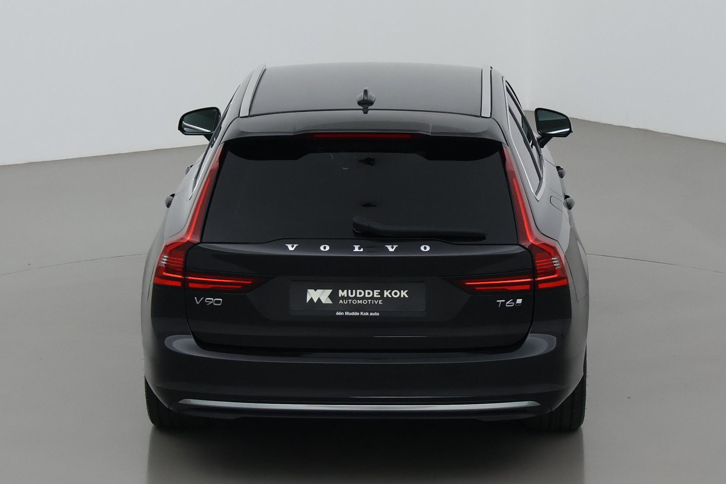 Volvo V90 T6 Plug-in hybrid Core Bright | ACC | Harman/Kardon | Camera | Memory | Stoel+Stuurverwarming | Keyless | Getint Glas