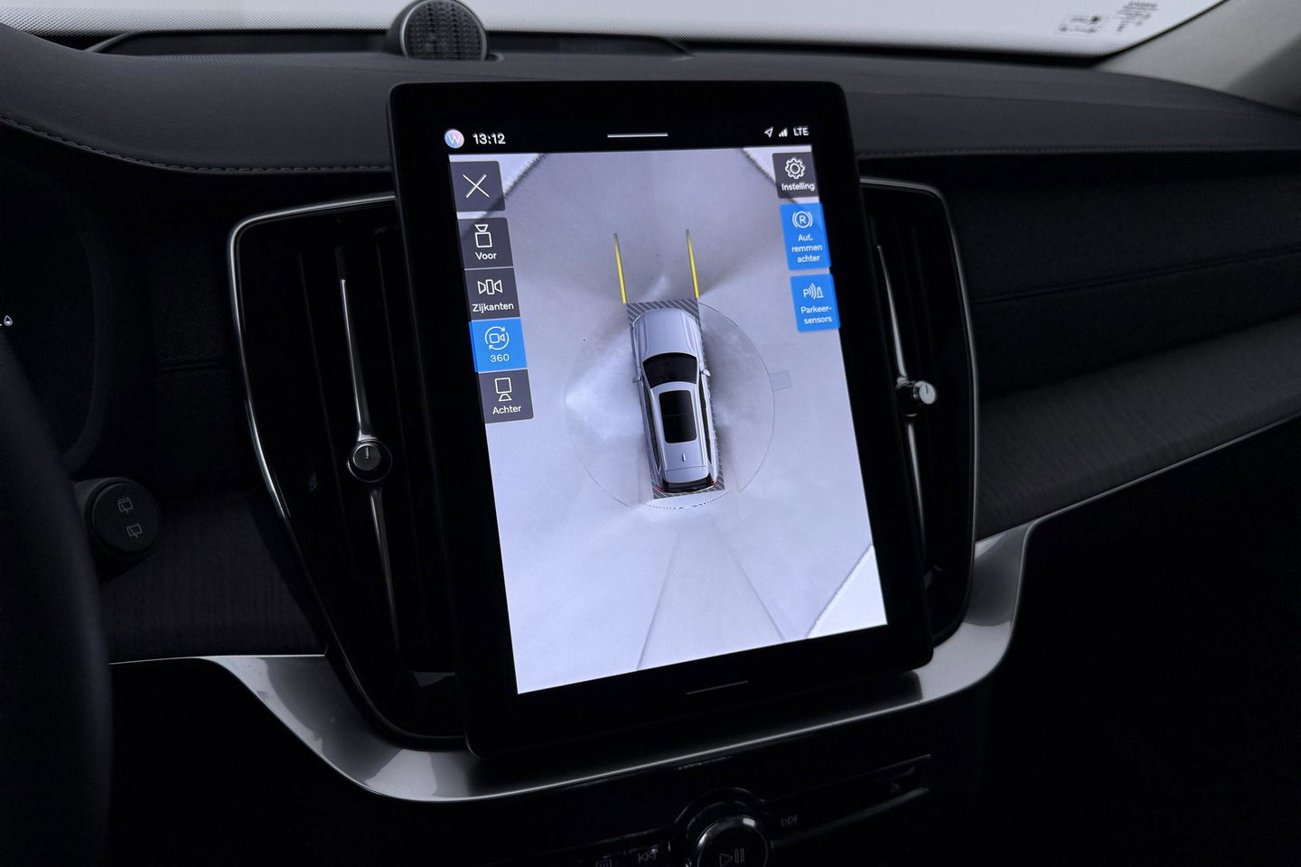 Volvo XC90 T8 Plug-in hybrid Ultra Dark | HEICO SPORTIV | ACC | Luchtvering | Bowers&Wilkins | Panoramadak | Trekhaak | Massage