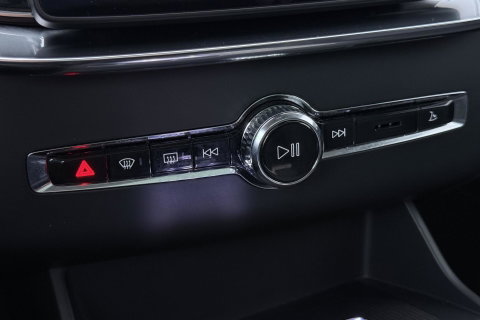 Volvo XC90 T8 Plug-in hybrid Ultra Dark | HEICO SPORTIV | ACC | Luchtvering | Bowers&Wilkins | Panoramadak | Trekhaak | Massage