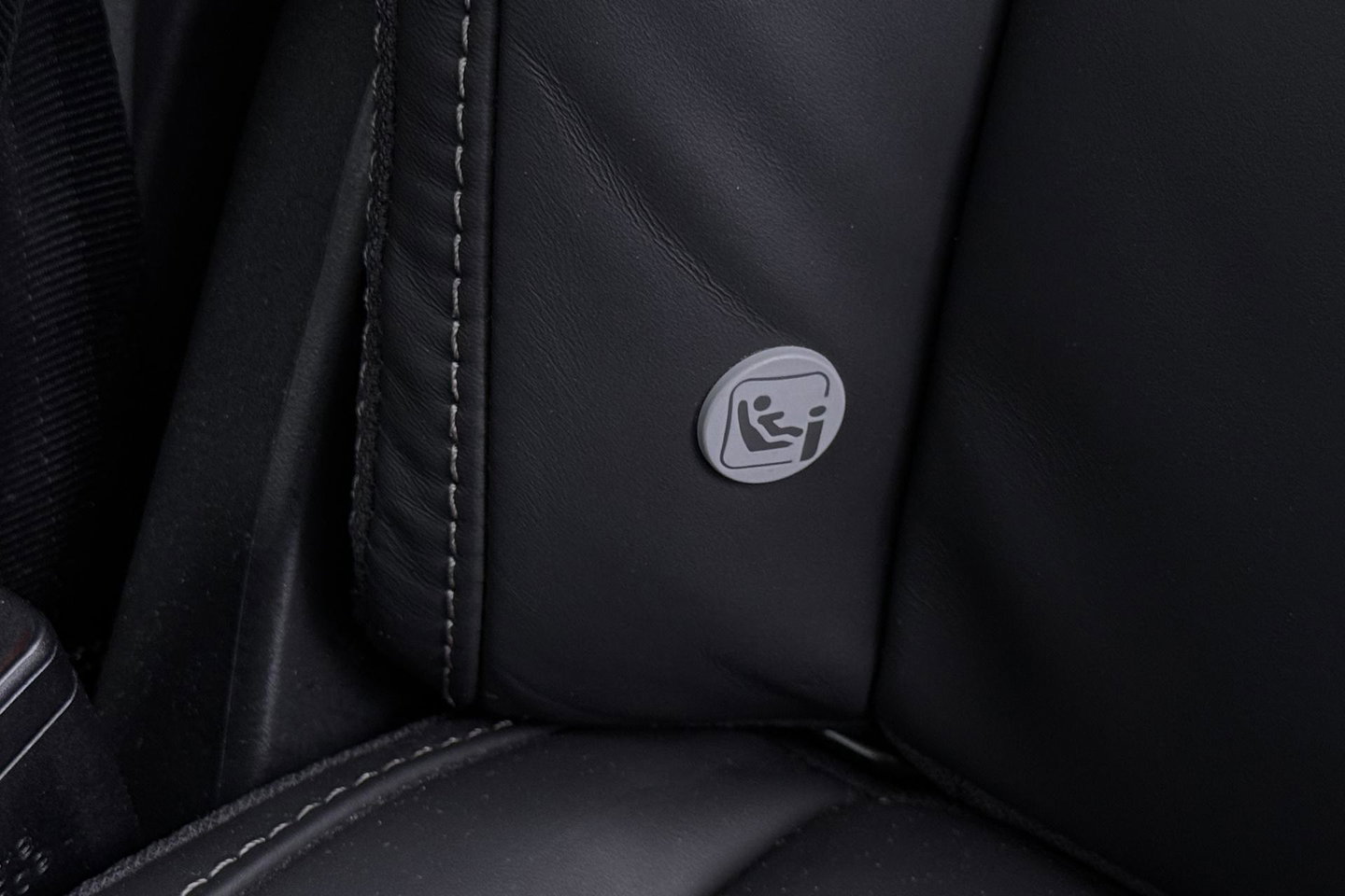 Volvo XC90 T8 Plug-in hybrid Ultra Dark | HEICO SPORTIV | ACC | Luchtvering | Bowers&Wilkins | Panoramadak | Trekhaak | Massage