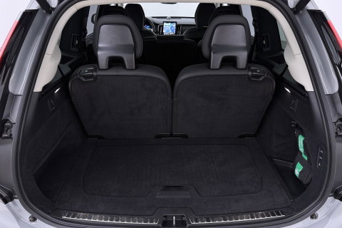Volvo XC90 T8 Plug-in hybrid Ultra Dark | HEICO SPORTIV | ACC | Luchtvering | Bowers&Wilkins | Panoramadak | Trekhaak | Massage