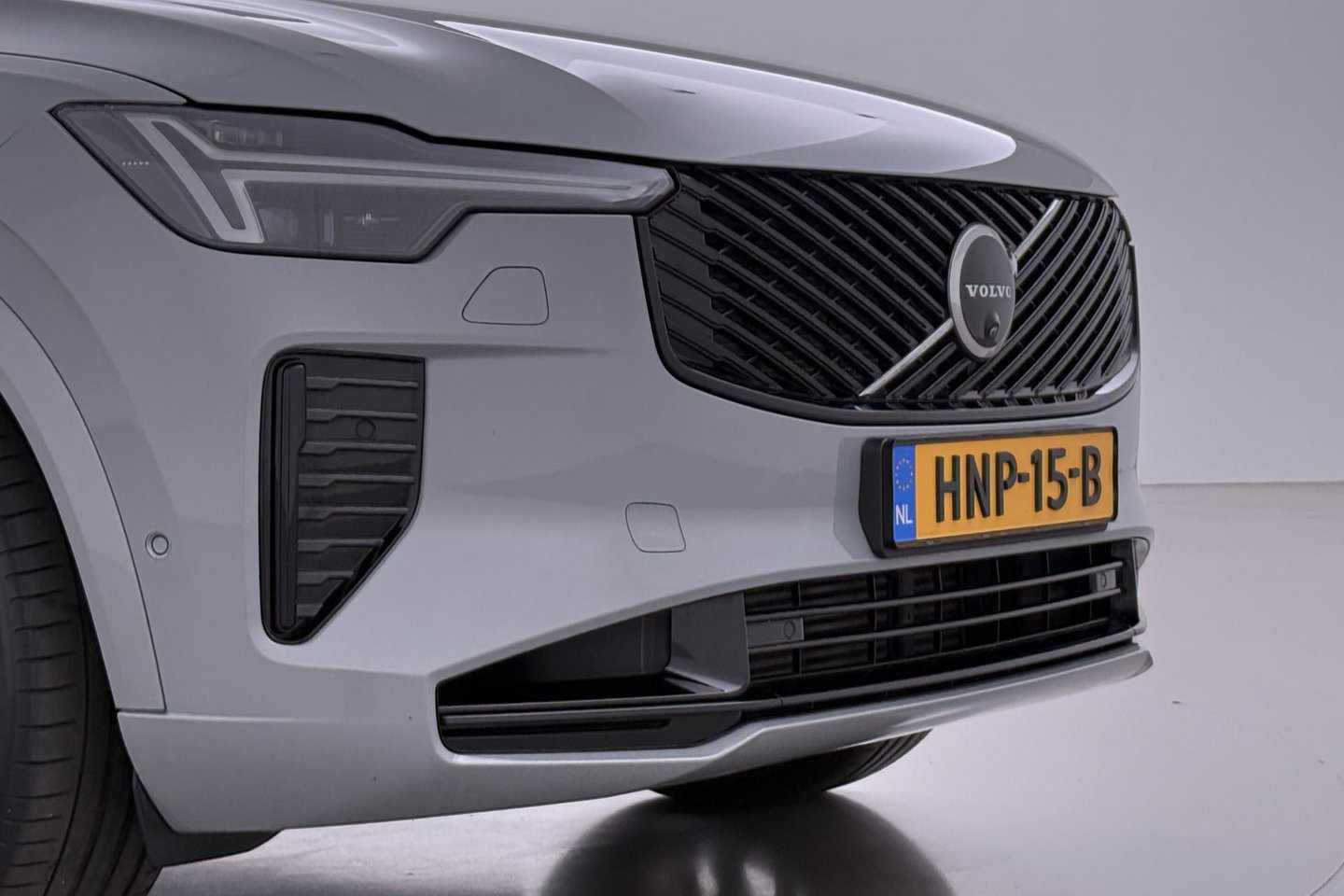 Volvo XC90 T8 Plug-in hybrid Ultra Dark | HEICO SPORTIV | ACC | Luchtvering | Bowers&Wilkins | Panoramadak | Trekhaak | Massage