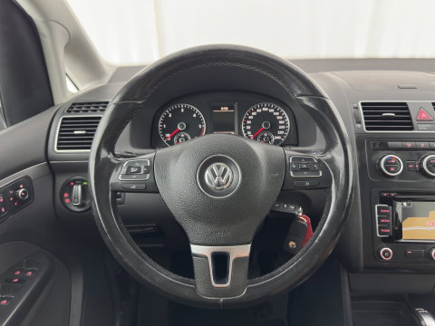 Volkswagen Touran 1.6 TDI Highline BlueMotion Aut. *NAVI-FULLMAP | COMFORT-SEATS | ECC | PDC | CRUISE | PRIVACY-GLASS | 16''ALU*
