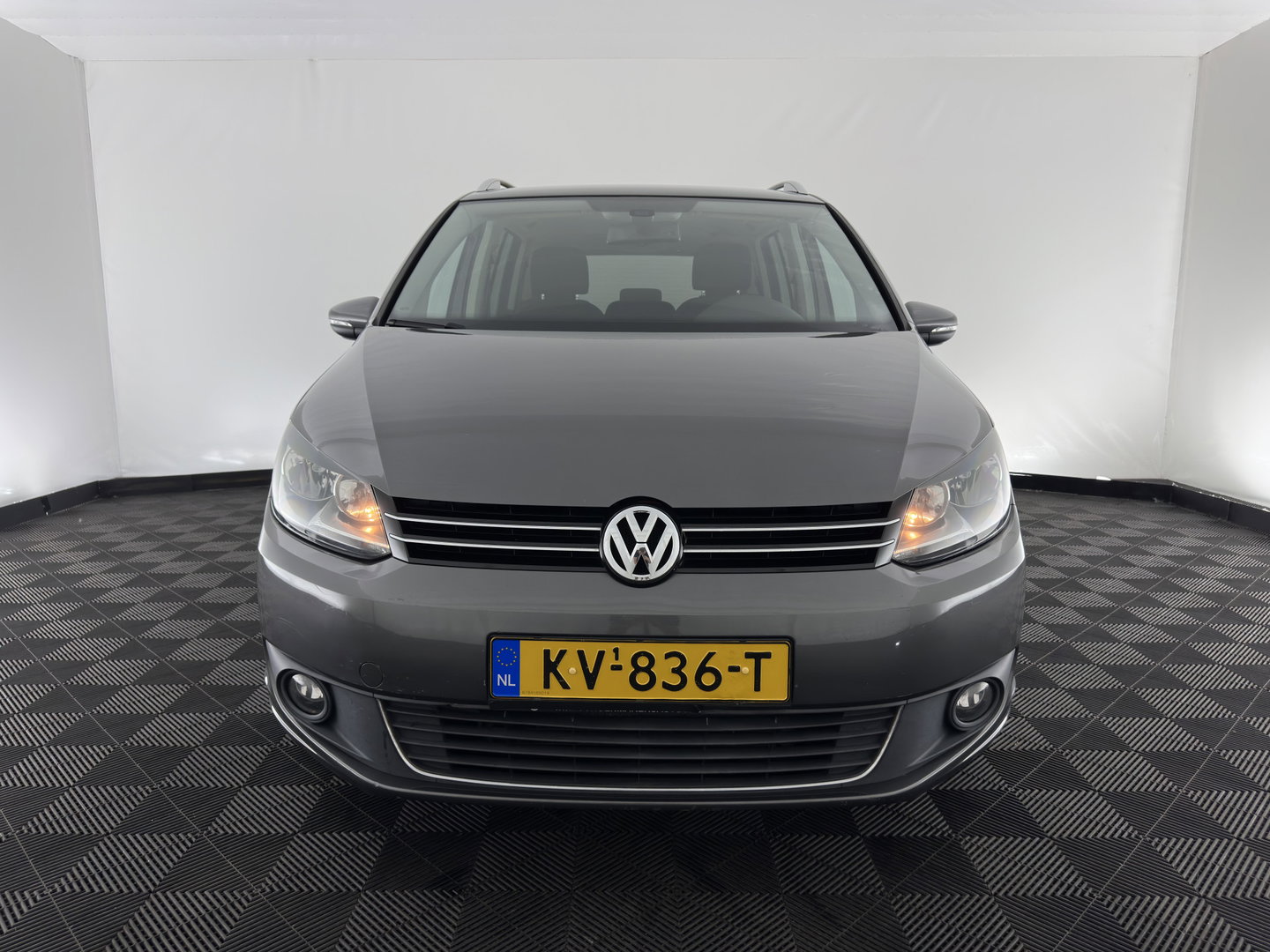 Volkswagen Touran 1.6 TDI Highline BlueMotion Aut. *NAVI-FULLMAP | COMFORT-SEATS | ECC | PDC | CRUISE | PRIVACY-GLASS | 16''ALU*