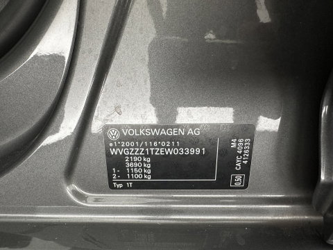 Volkswagen Touran 1.6 TDI Highline BlueMotion Aut. *NAVI-FULLMAP | COMFORT-SEATS | ECC | PDC | CRUISE | PRIVACY-GLASS | 16''ALU*