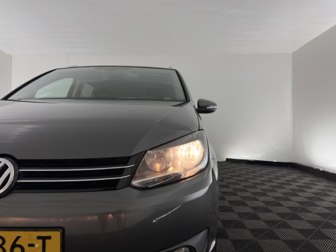 Volkswagen Touran 1.6 TDI Highline BlueMotion Aut. *NAVI-FULLMAP | COMFORT-SEATS | ECC | PDC | CRUISE | PRIVACY-GLASS | 16''ALU*