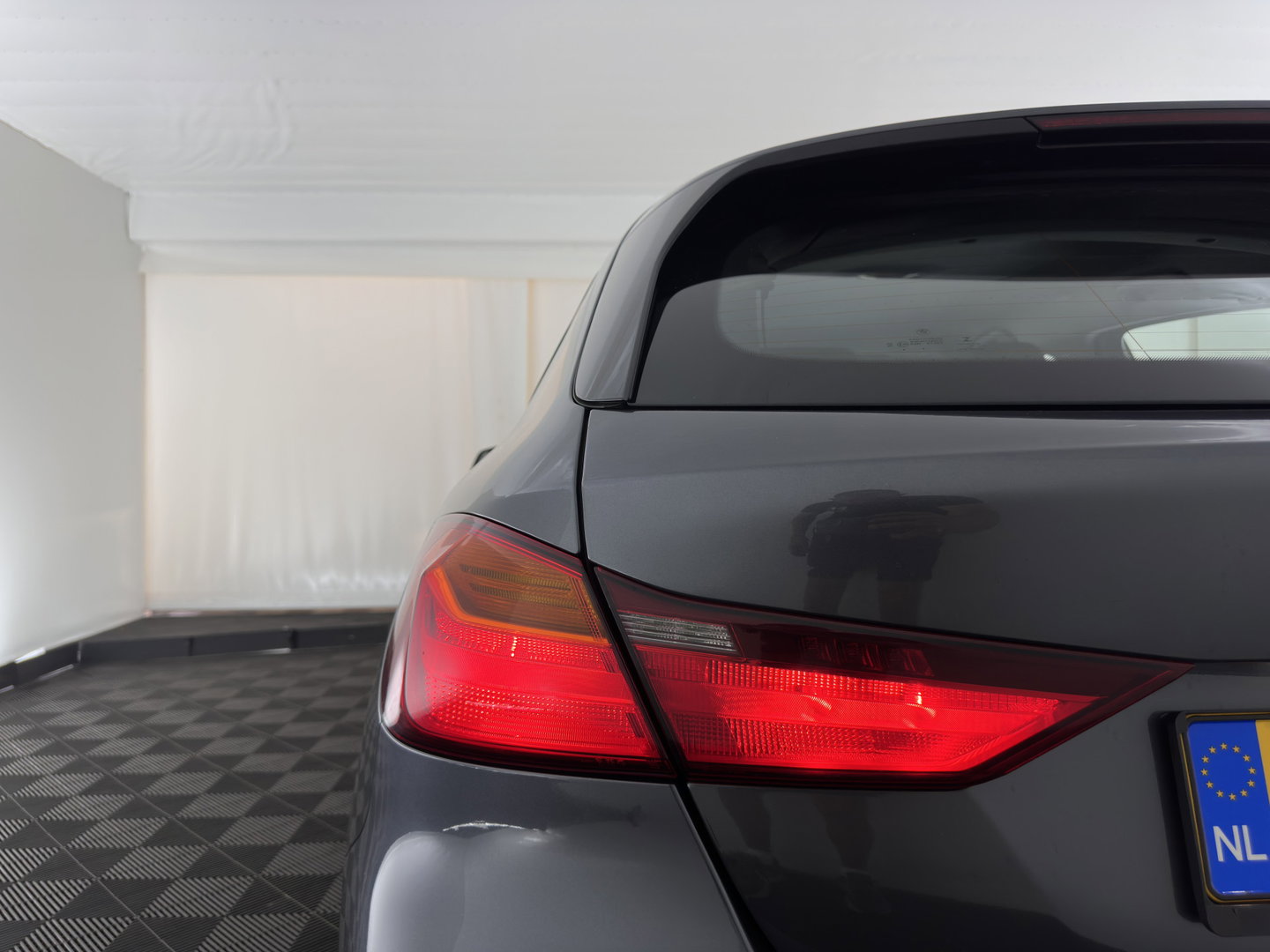 BMW 1-serie 116d (INCL.BTW) *NAVI-FULLMAP | COMFORT-SEATS | DAB+ | ECC | PDC | CRUISE | 16''ALU*