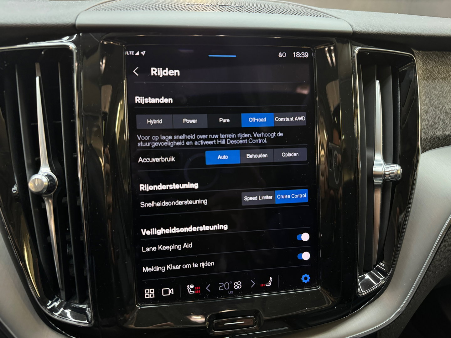 Volvo XC60 2.0 Recharge T6 AWD Inscription Pano|H/K|Keyless