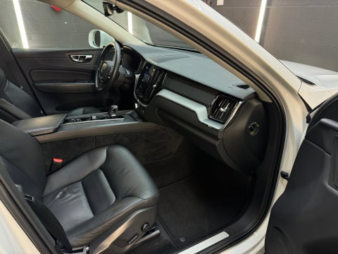 Volvo XC60 2.0 Recharge T6 AWD Inscription Pano|H/K|Keyless