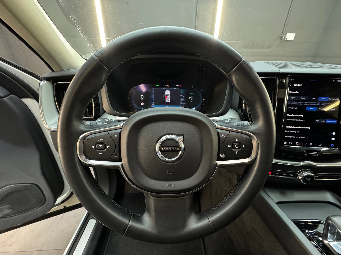 Volvo XC60 2.0 Recharge T6 AWD Inscription Pano|H/K|Keyless