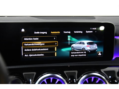 Mercedes-Benz A-Klasse AMG 35 4MATIC Edition 1, Schaalstoel, Pano, Burmester, Fulloptions