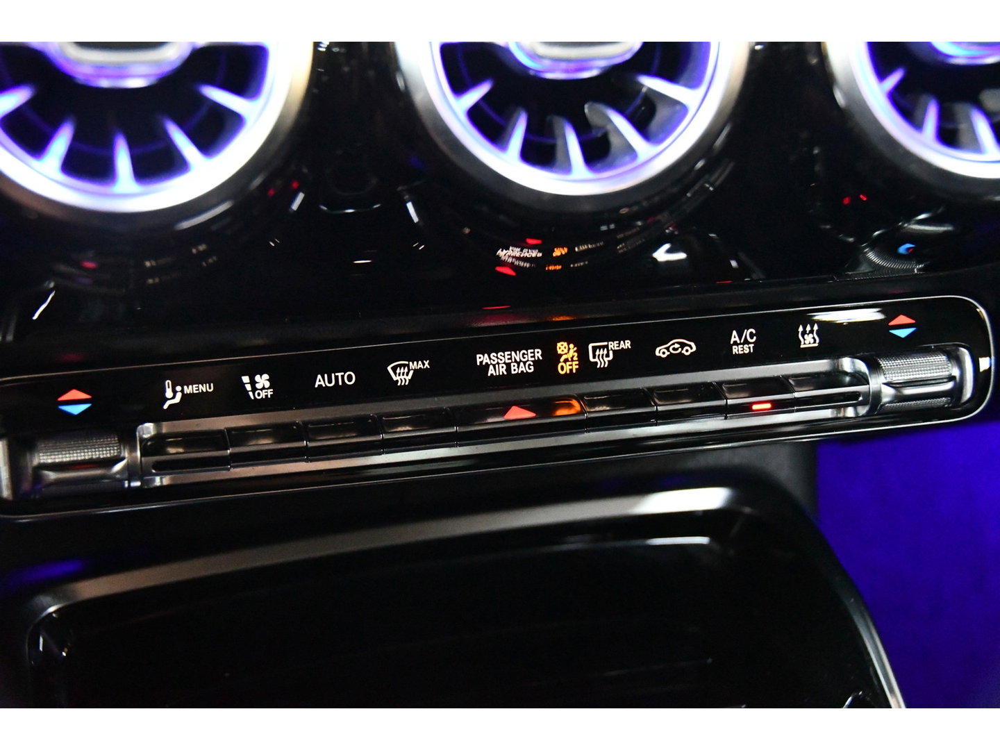Mercedes-Benz A-Klasse AMG 35 4MATIC Edition 1, Schaalstoel, Pano, Burmester, Fulloptions