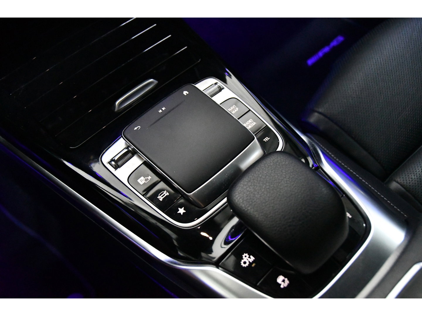 Mercedes-Benz A-Klasse AMG 35 4MATIC Edition 1, Schaalstoel, Pano, Burmester, Fulloptions
