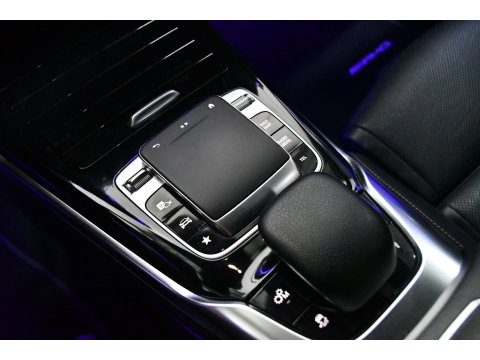 Mercedes-Benz A-Klasse AMG 35 4MATIC Edition 1, Schaalstoel, Pano, Burmester, Fulloptions