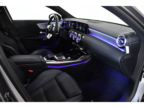 Mercedes-Benz A-Klasse AMG 35 4MATIC Edition 1, Schaalstoel, Pano, Burmester, Fulloptions