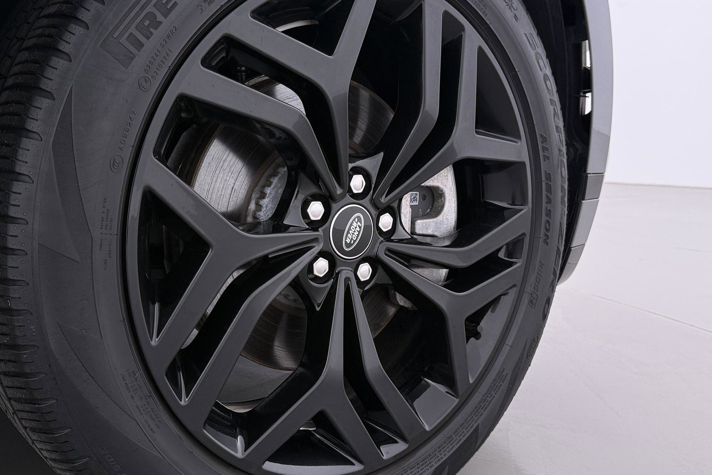 Land Rover Range Rover Evoque 1.5 P300e AWD R-Dynamic SE | ACC | Panoramadak | Meridian | Memory | Stoel+Stuurverwarming | Camera | 20 Inch