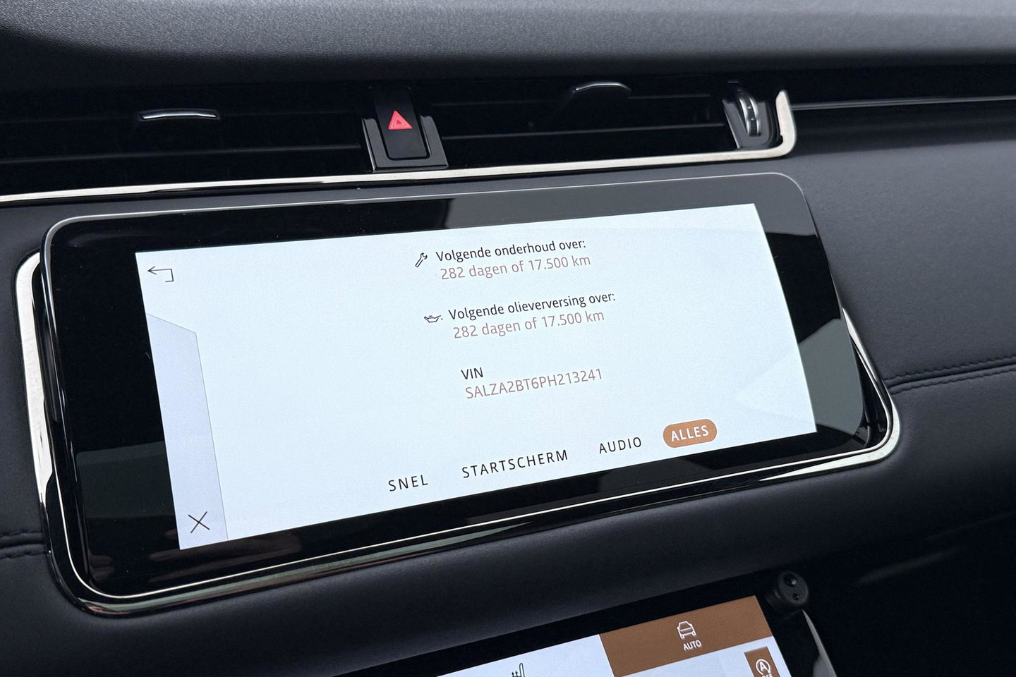 Land Rover Range Rover Evoque 1.5 P300e AWD R-Dynamic SE | ACC | Panoramadak | Meridian | Memory | Stoel+Stuurverwarming | Camera | 20 Inch