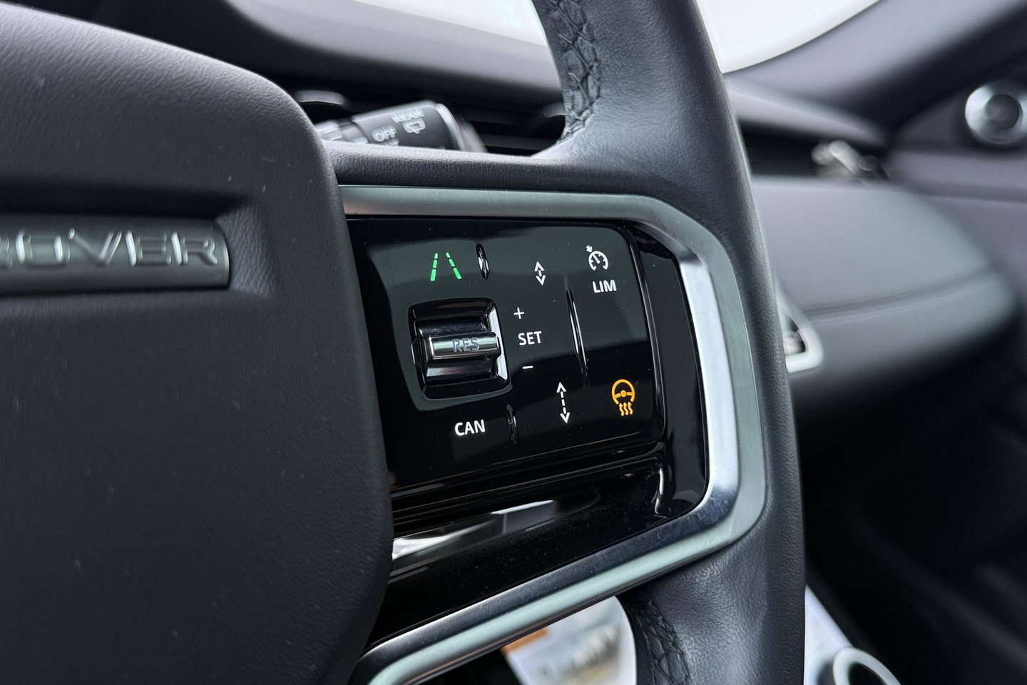 Land Rover Range Rover Evoque 1.5 P300e AWD R-Dynamic SE | ACC | Panoramadak | Meridian | Memory | Stoel+Stuurverwarming | Camera | 20 Inch
