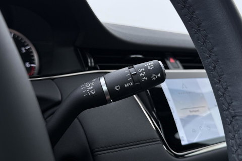 Land Rover Range Rover Evoque 1.5 P300e AWD R-Dynamic SE | ACC | Panoramadak | Meridian | Memory | Stoel+Stuurverwarming | Camera | 20 Inch