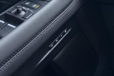 Land Rover Range Rover Evoque 1.5 P300e AWD R-Dynamic SE | ACC | Panoramadak | Meridian | Memory | Stoel+Stuurverwarming | Camera | 20 Inch