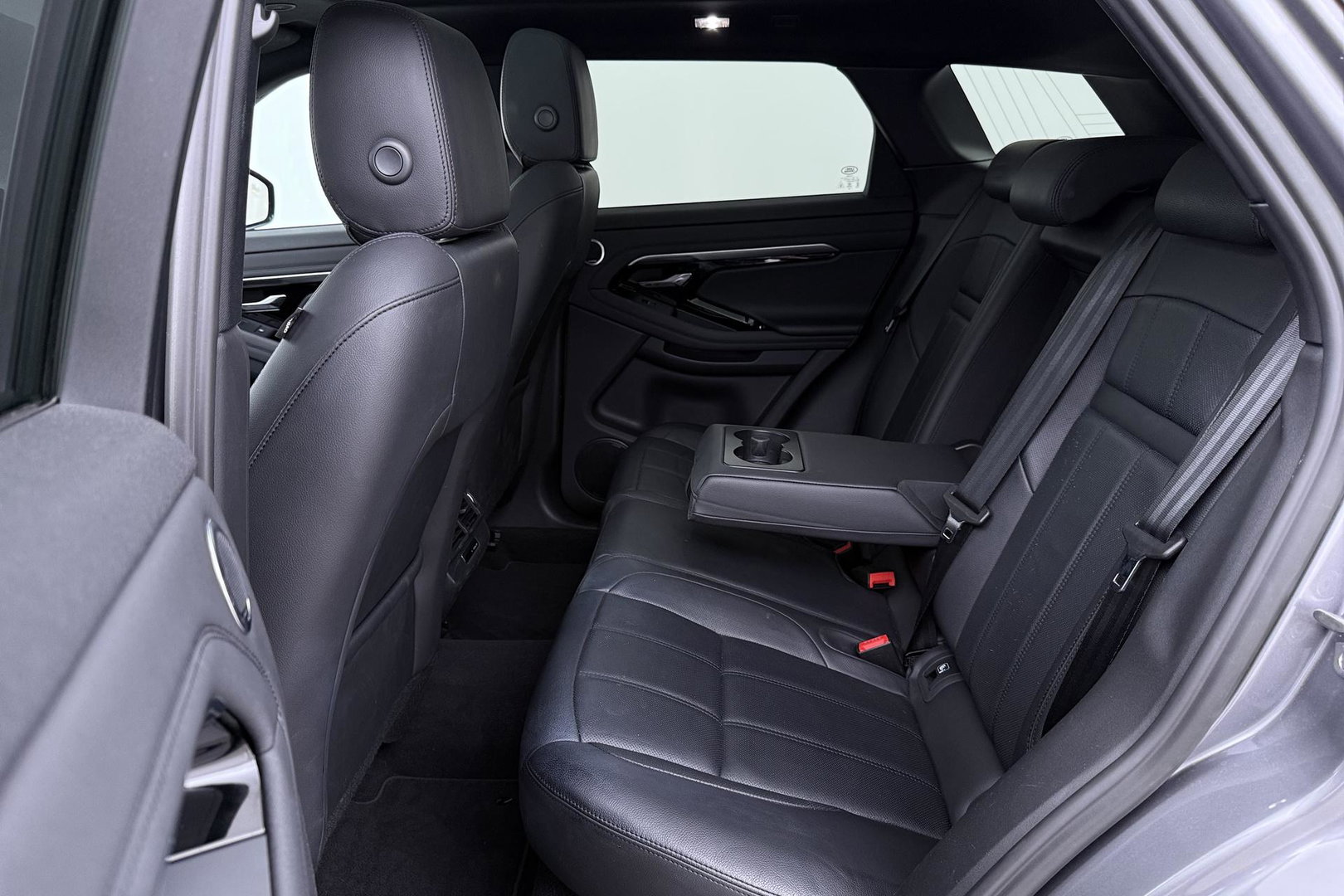 Land Rover Range Rover Evoque 1.5 P300e AWD R-Dynamic SE | ACC | Panoramadak | Meridian | Memory | Stoel+Stuurverwarming | Camera | 20 Inch