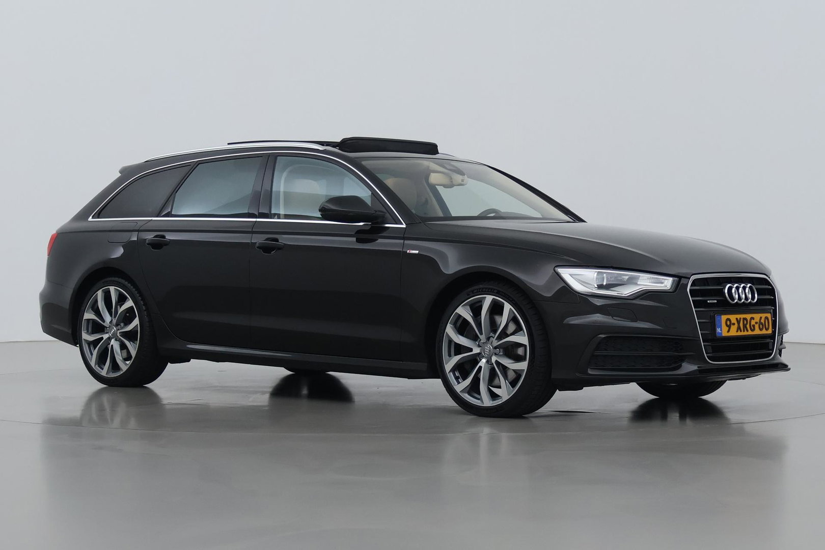 Audi A6 Avant 3.0 TDI BiT quattro Pro Line Plus | Luchtvering | Panoramadak | BOSE | Camera | Keyless | Leder | 20 inch