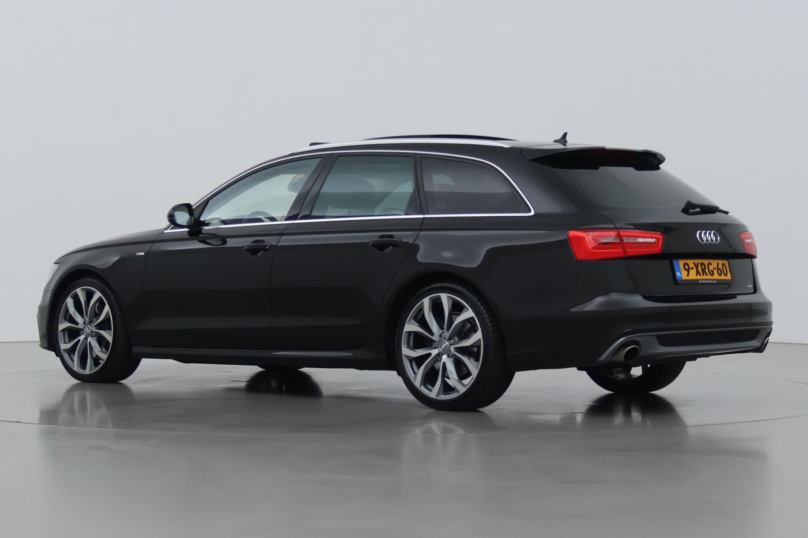 Audi A6 Avant 3.0 TDI BiT quattro Pro Line Plus | Luchtvering | Panoramadak | BOSE | Camera | Keyless | Leder | 20 inch