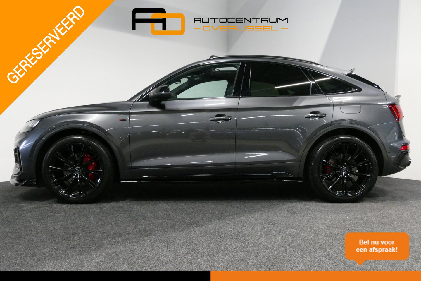 Audi Q5 Sportback 50 TFSI e S edition Competition / S-Line / SQ5 Diffuser / Maxton Design Bodykit V.2 / Panoramadak / Matrix LED / Rondomzichtcamera / Ambienteverlichting / Apple Carplay - Android Auto / Stoelverwarming / Audi Sound System / Dodehoek detectie / A