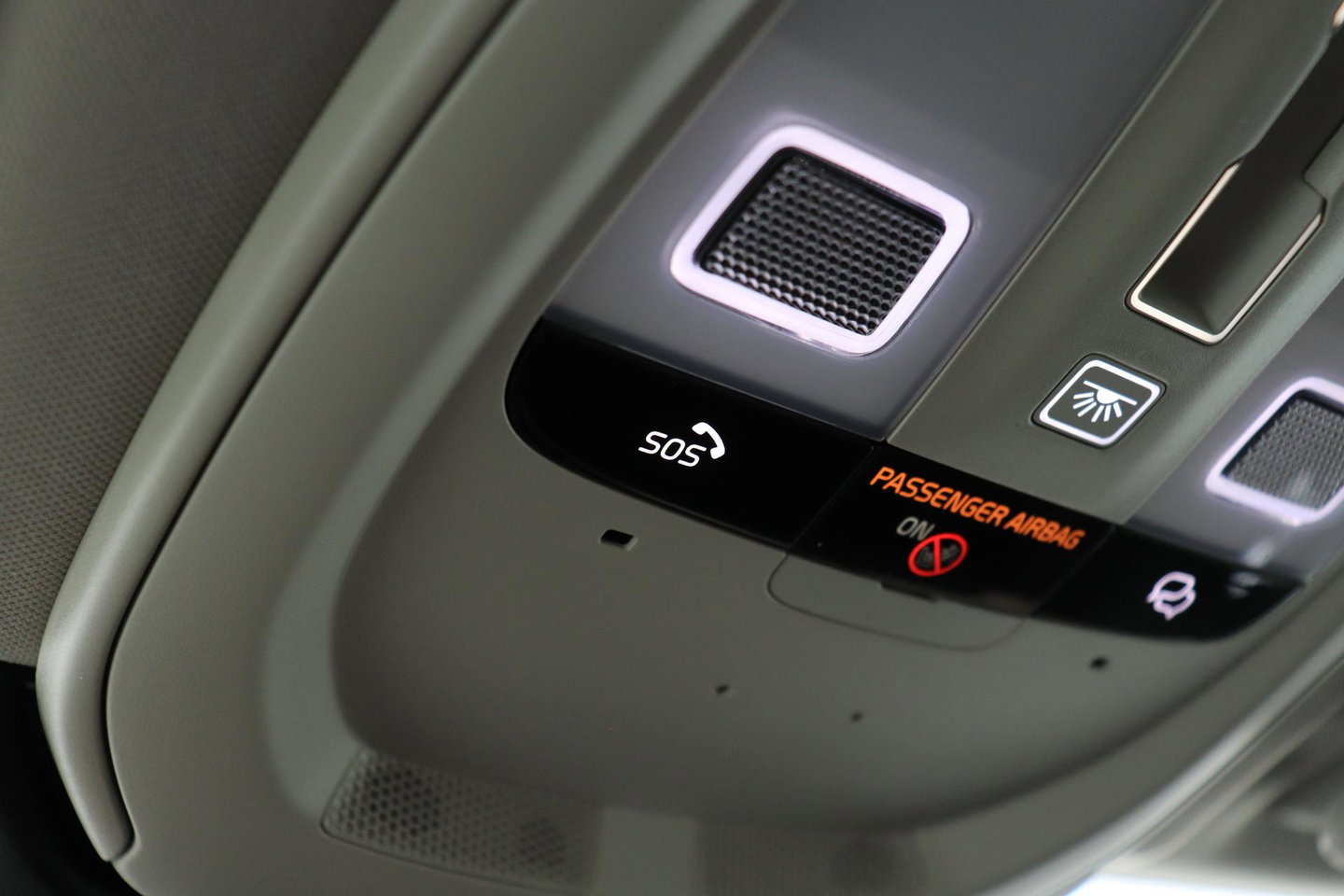Volvo XC60 T8 Plug-in hybrid Plus Dark | FACELIFT | ACC | Panoramadak | Head-Up | Harman/Kardon | 360° Camera | BLIS