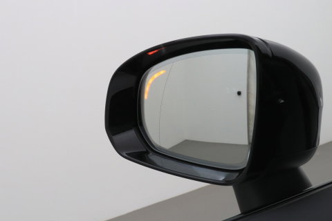 Volvo XC60 T8 Plug-in hybrid Plus Dark | FACELIFT | ACC | Panoramadak | Head-Up | Harman/Kardon | 360° Camera | BLIS