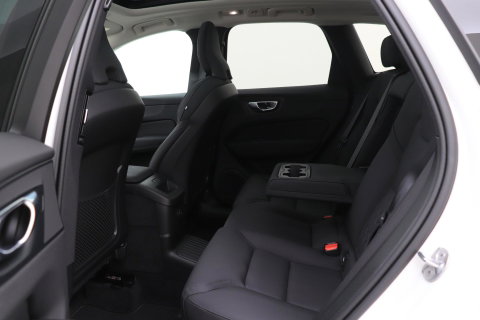 Volvo XC60 T8 Plug-in hybrid Plus Dark | FACELIFT | ACC | Panoramadak | Head-Up | Harman/Kardon | 360° Camera | BLIS